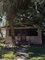 431 GRAND BOULEVARD, Tarpon Springs, FL 34689