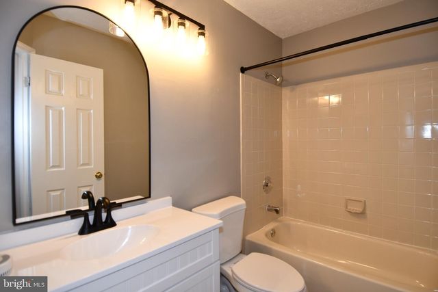 13703 LORD STERLING PL, Upper Marlboro, MD 20772