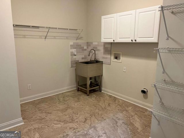 194 Sweetwater Ridge, Hoschton, GA 30548