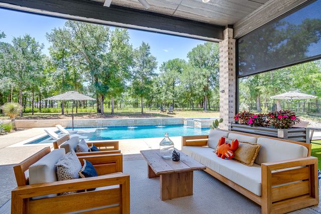 673 S Sugartree Drive, Lipan, TX 76462