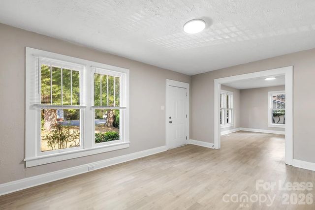 227 N Magnolia Street, Mooresville, NC 28115