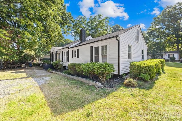 227 N Magnolia Street, Mooresville, NC 28115