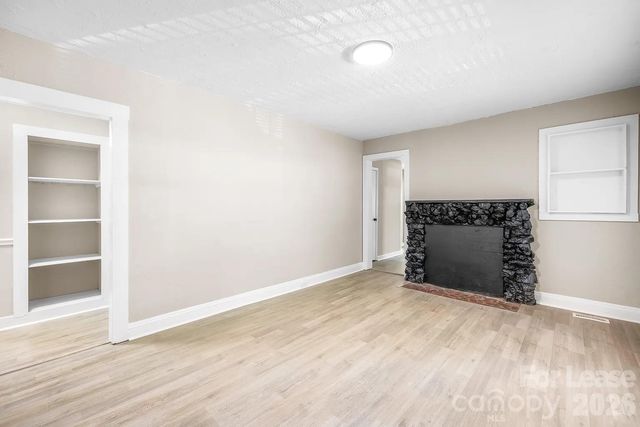 227 N Magnolia Street, Mooresville, NC 28115