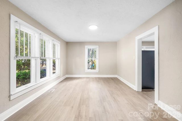 227 N Magnolia Street, Mooresville, NC 28115