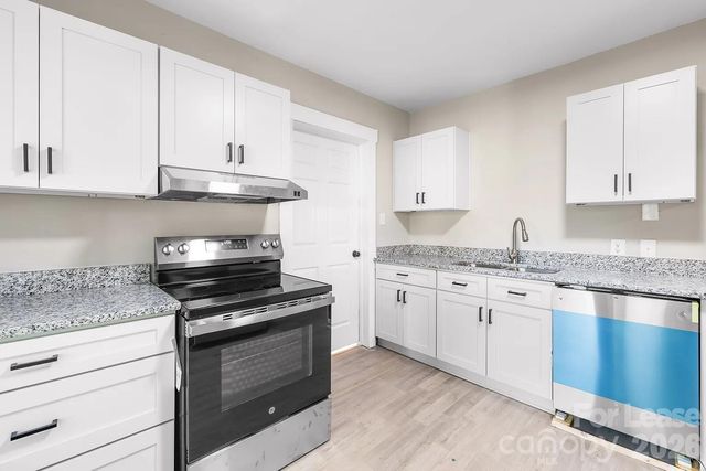227 N Magnolia Street, Mooresville, NC 28115