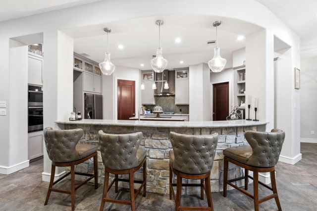 280 Sundog Road, Huntsville, TX 77340