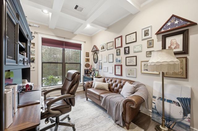 280 Sundog Road, Huntsville, TX 77340