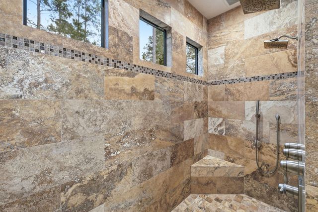280 Sundog Road, Huntsville, TX 77340