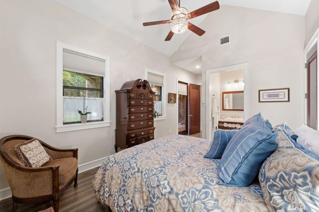 280 Sundog Road, Huntsville, TX 77340