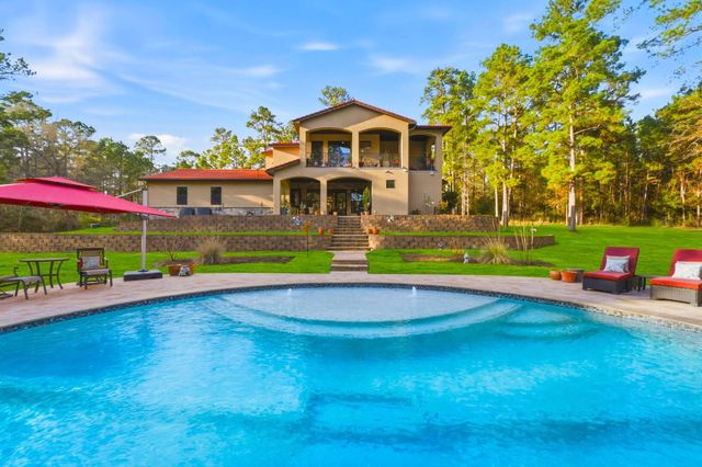 280 Sundog Road, Huntsville, TX 77340