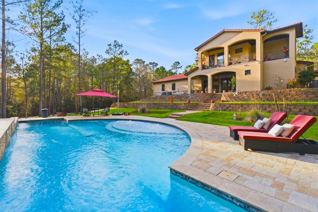 280 Sundog Road, Huntsville, TX 77340
