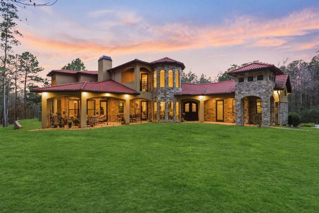 280 Sundog Road, Huntsville, TX 77340