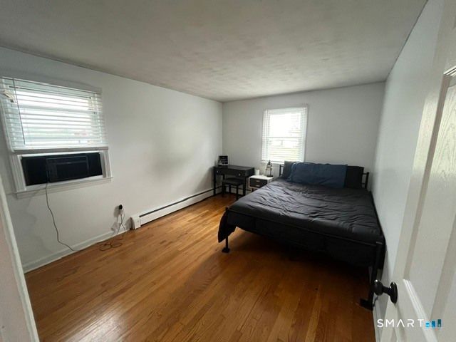 12 Pleasant Street, New London, CT 06320