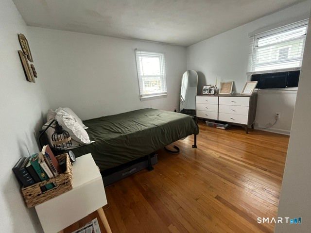 12 Pleasant Street, New London, CT 06320