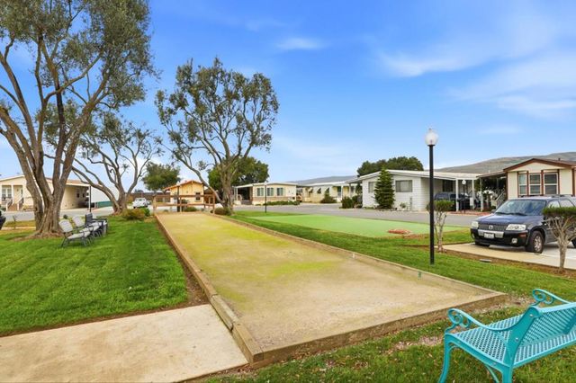 275 Burnett Avenue, Morgan Hill, CA 95037