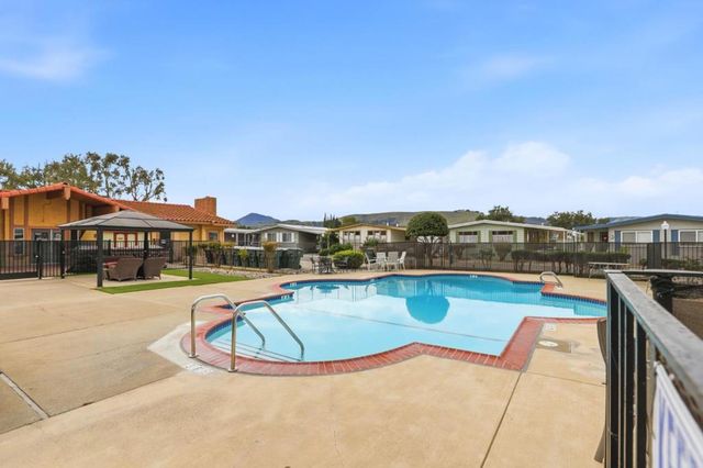 275 Burnett Avenue, Morgan Hill, CA 95037