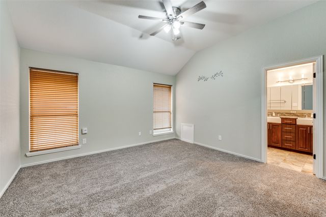 4950 Highbank Drive, Arlington, TX 76018