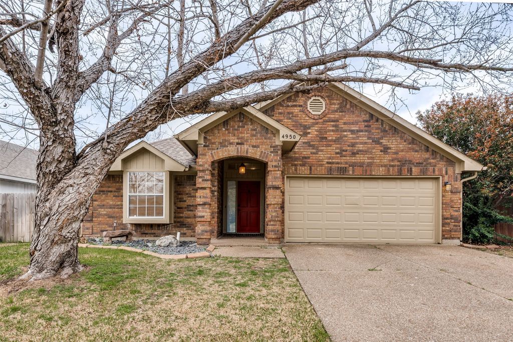 4950 Highbank Drive, Arlington, TX 76018