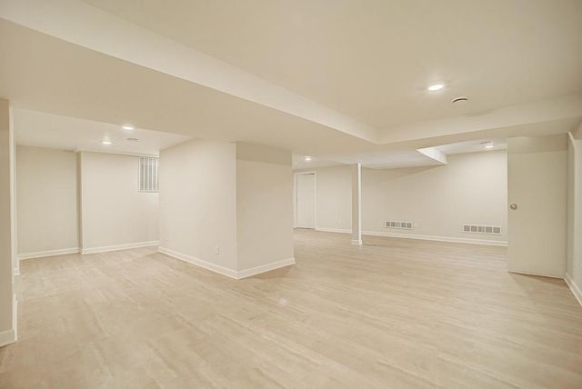 86 Old Wildwood Road, Mahtomedi, MN 55115