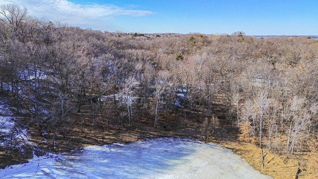 86 Old Wildwood Road, Mahtomedi, MN 55115