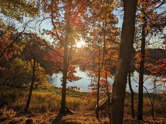 86 Old Wildwood Road, Mahtomedi, MN 55115