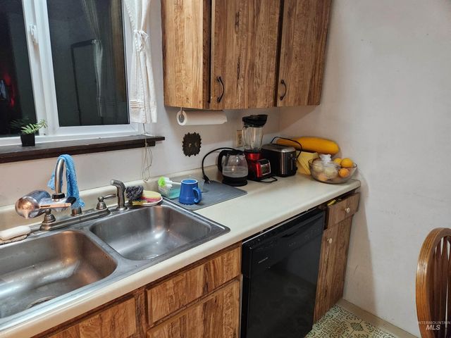 154 Avenida Del Rio W, Twin Falls, ID 83301