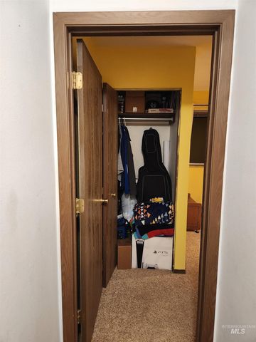 154 Avenida Del Rio W, Twin Falls, ID 83301