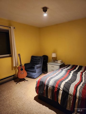 154 Avenida Del Rio W, Twin Falls, ID 83301