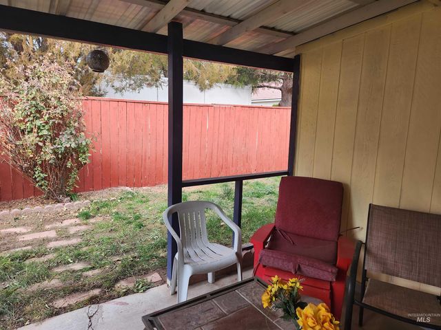 154 Avenida Del Rio W, Twin Falls, ID 83301