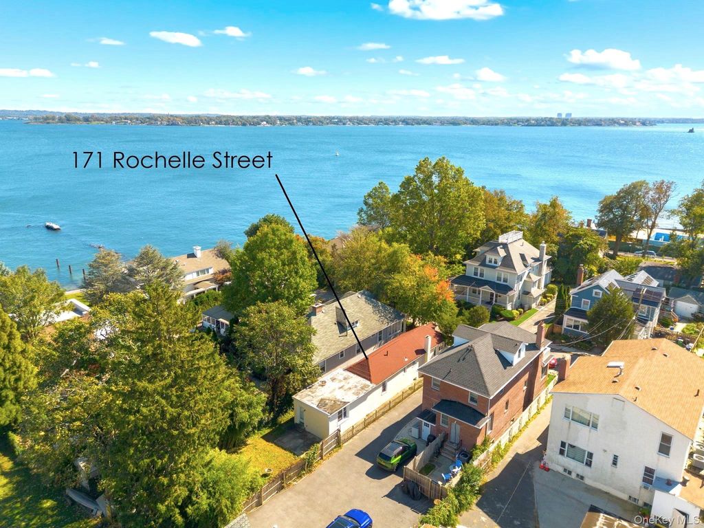171 Rochelle Street, Bronx, NY 10464 — exterior