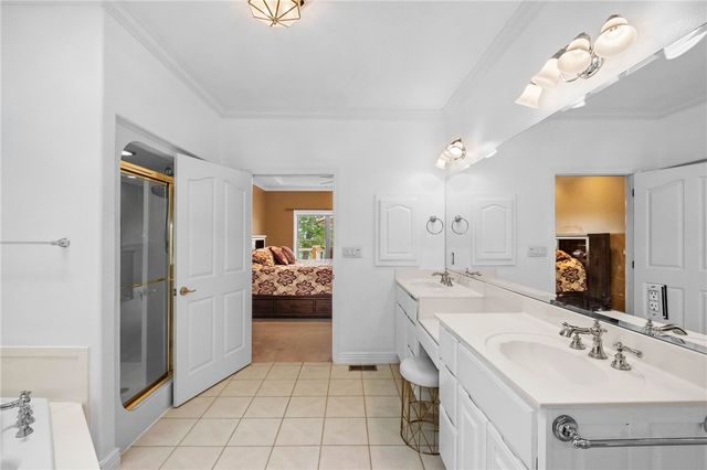 7 Summers Lane, Bella Vista, AR 72715