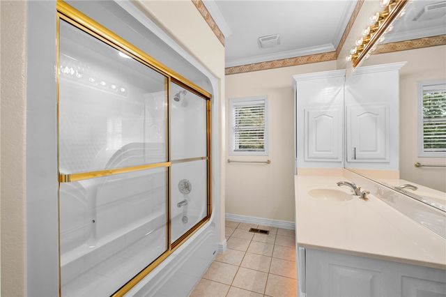 7 Summers Lane, Bella Vista, AR 72715
