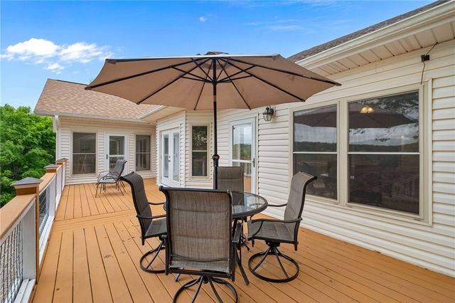 7 Summers Lane, Bella Vista, AR 72715