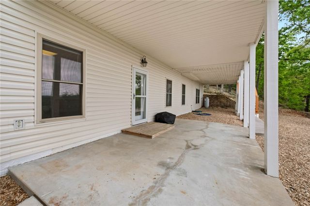 7 Summers Lane, Bella Vista, AR 72715