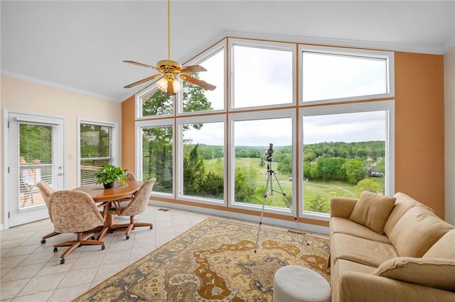 7 Summers Lane, Bella Vista, AR 72715