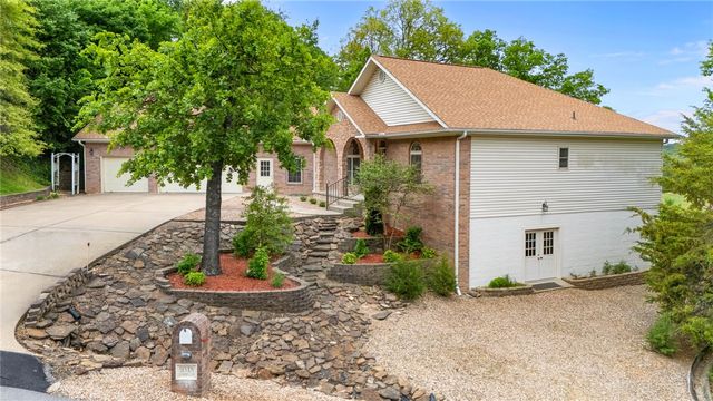 7 Summers Lane, Bella Vista, AR 72715
