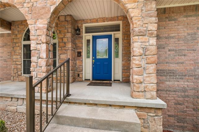 7 Summers Lane, Bella Vista, AR 72715