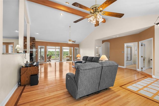 7 Summers Lane, Bella Vista, AR 72715