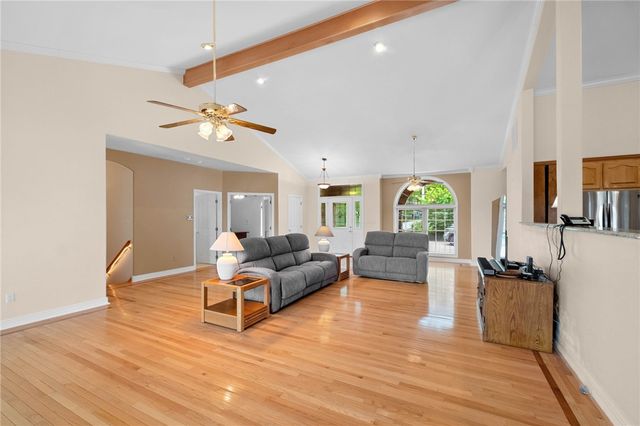7 Summers Lane, Bella Vista, AR 72715