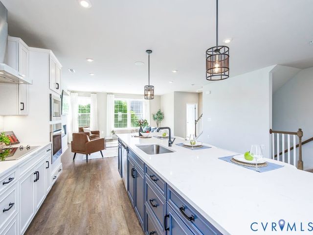 200 Brattice Dr, Chesterfield, VA 23114