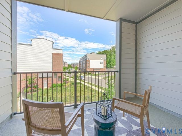 200 Brattice Dr, Chesterfield, VA 23114