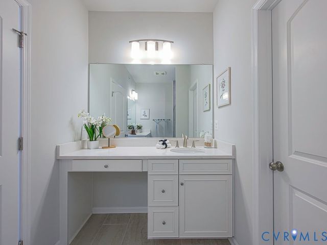 200 Brattice Dr, Chesterfield, VA 23114