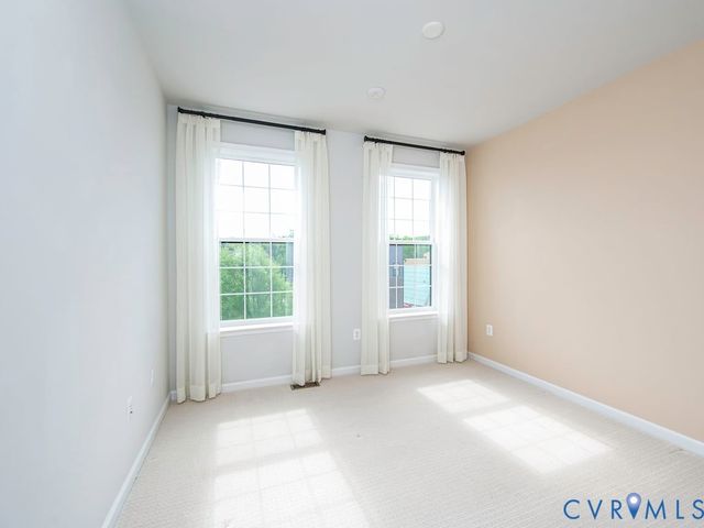 200 Brattice Dr, Chesterfield, VA 23114