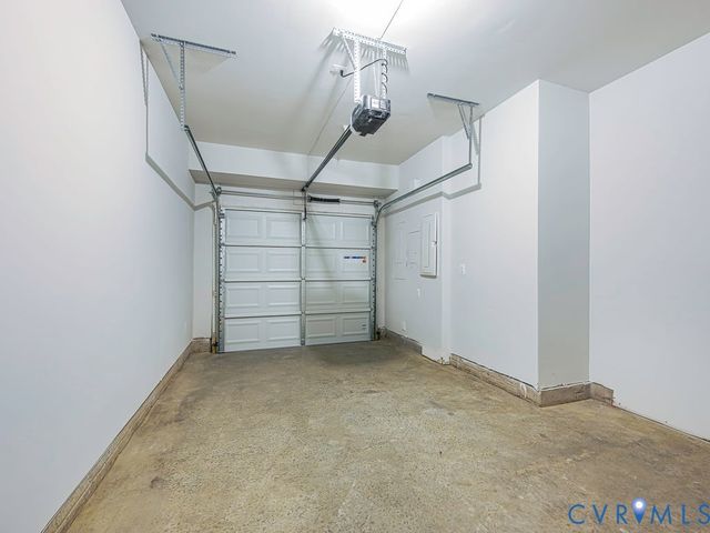 200 Brattice Dr, Chesterfield, VA 23114