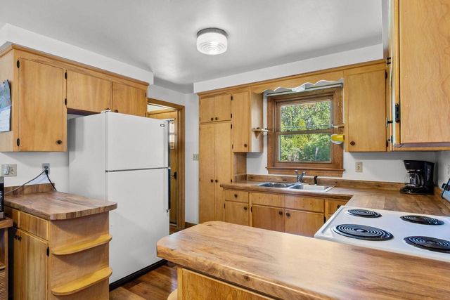 508 WINNEBAGO HEIGHTS, Neenah, WI 54956