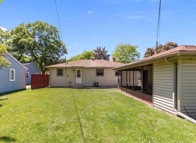 508 WINNEBAGO HEIGHTS, Neenah, WI 54956