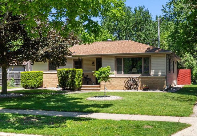 508 WINNEBAGO HEIGHTS, Neenah, WI 54956