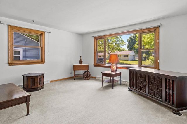 508 WINNEBAGO HEIGHTS, Neenah, WI 54956