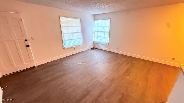 1407 Dorothy Avenue 3, Las Vegas, NV 89119