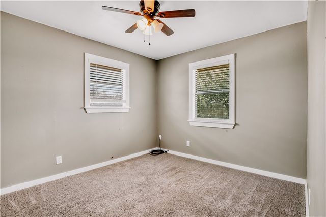 389 County Road 3075, Orange Grove, TX 78372